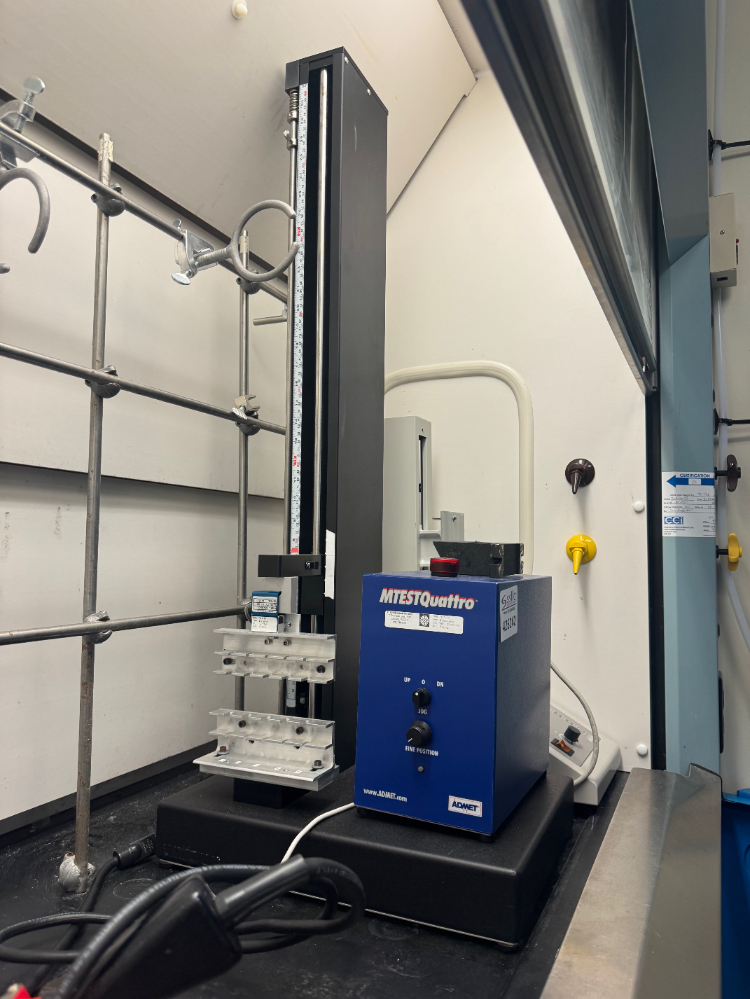 Image of Admet MTESTQuattro Material Tester